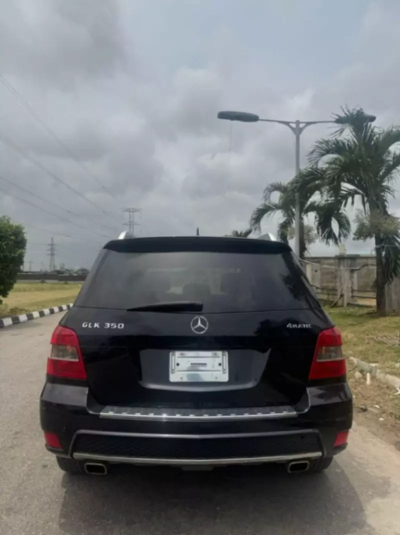 Mercedes-Benz GLK 350   - 2012