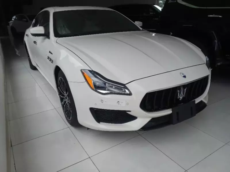 Maserati Quattroporte   - 2022