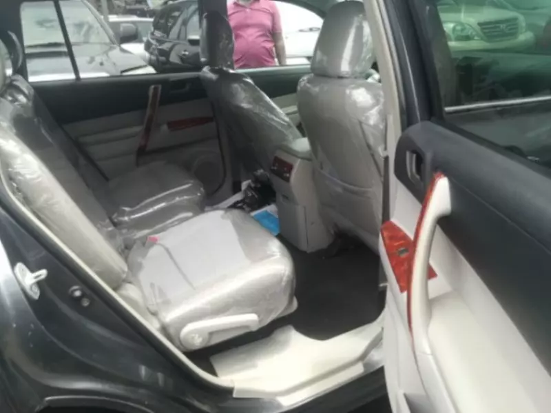 TOYOTA Highlander   - 2011