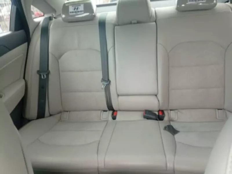Hyundai Sonata   - 2014