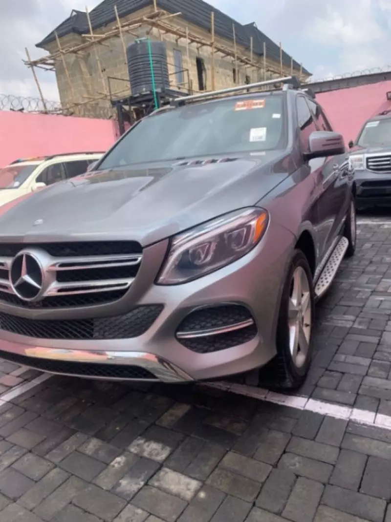 Mercedes-Benz GLE 350   - 2016