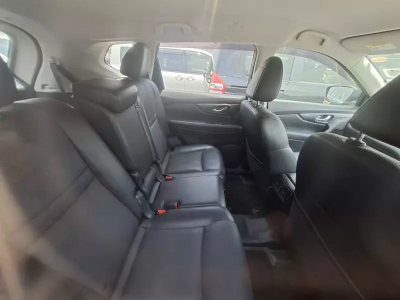 Nissan X-TRAIL   - 2015