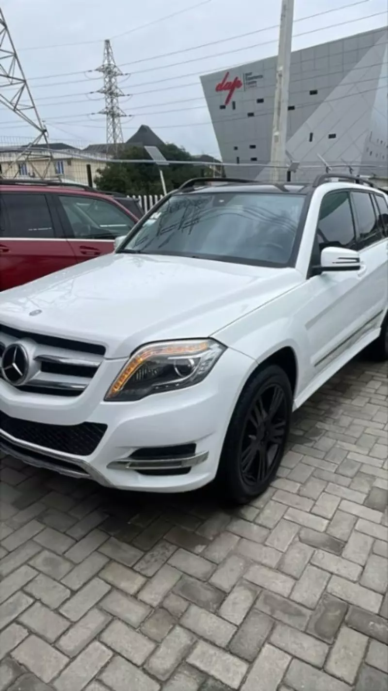 Mercedes-Benz GLK 350   - 2013