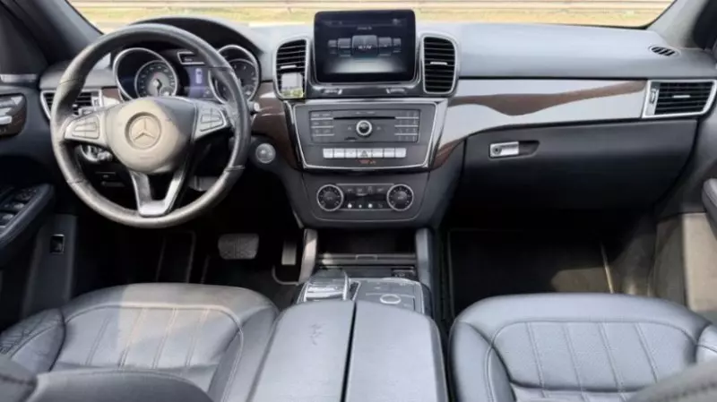 Mercedes-Benz GLE-Class   - 2017