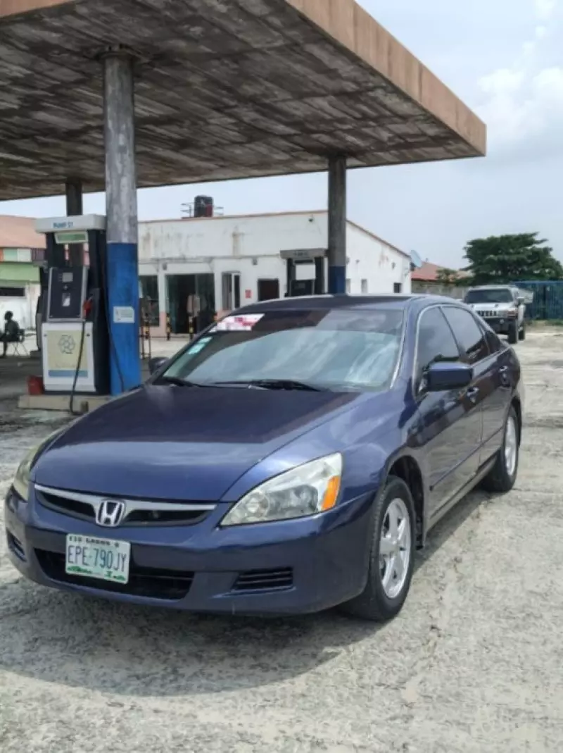 Honda Accord   - 2007