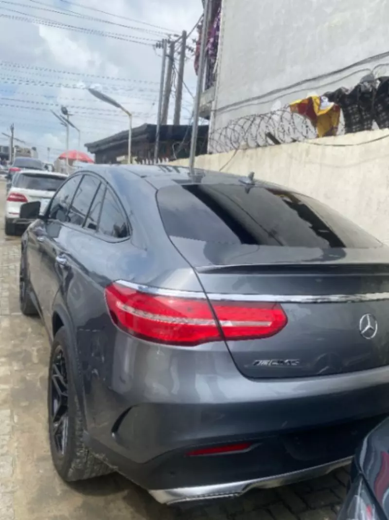 Mercedes-Benz GLE 43 AMG   - 2017