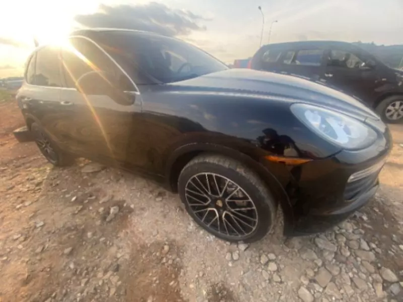 PORSCHE Cayenne   - 2010