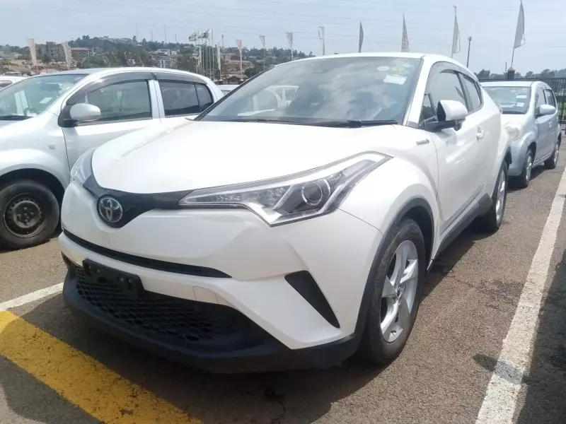 Toyota CH-R   - 2018