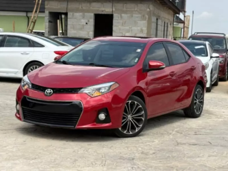 Toyota Corolla   - 2015