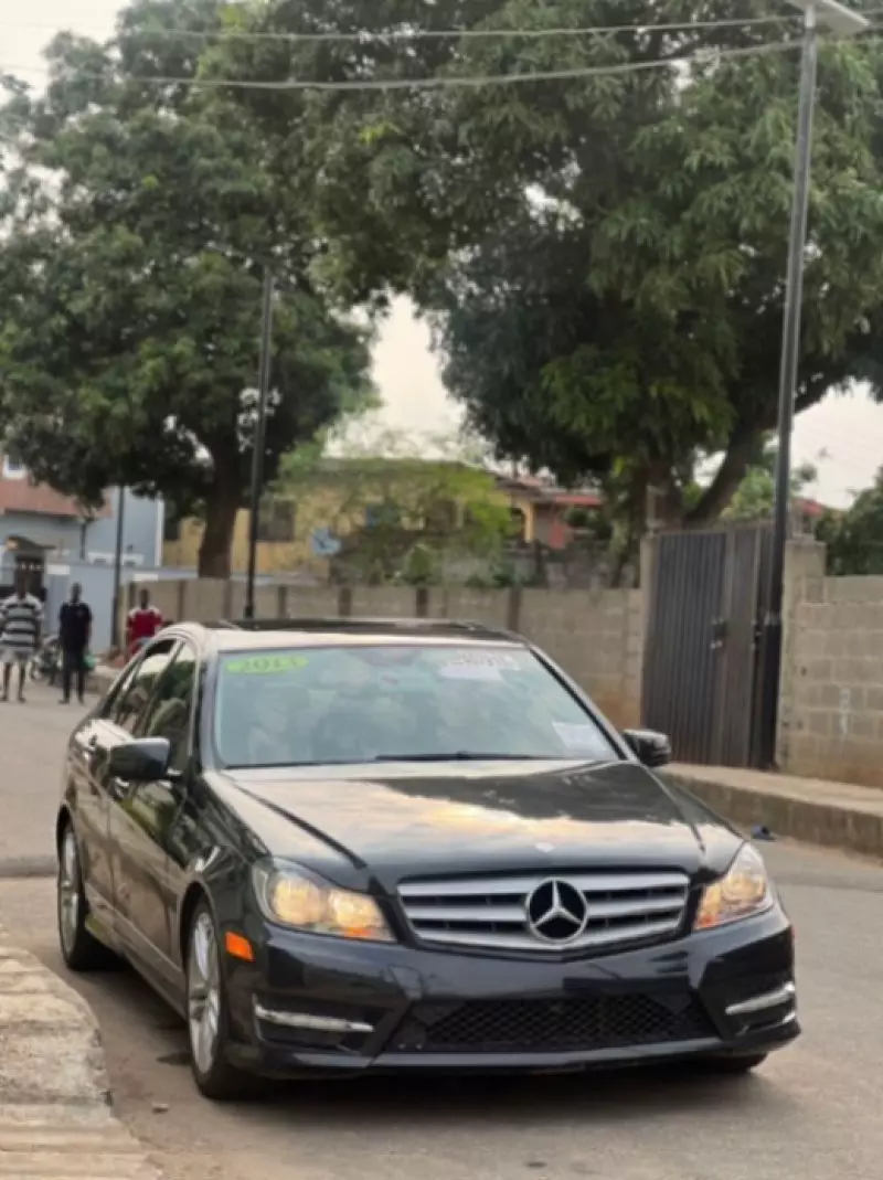 Mercedes-Benz C 300   - 2013