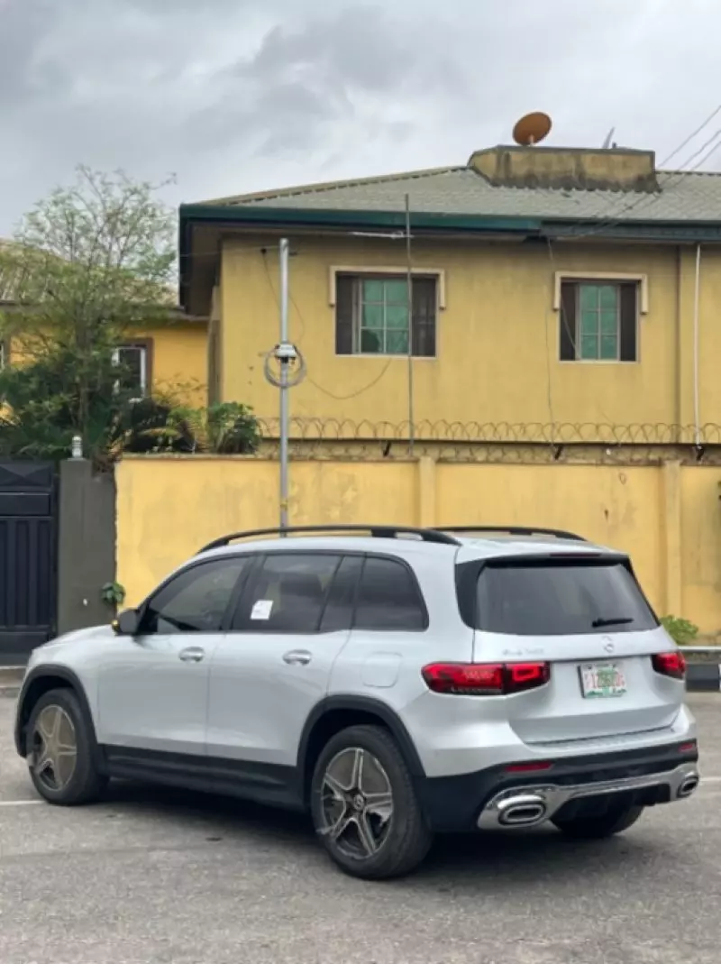 Mercedes-Benz GLB 250   - 2020