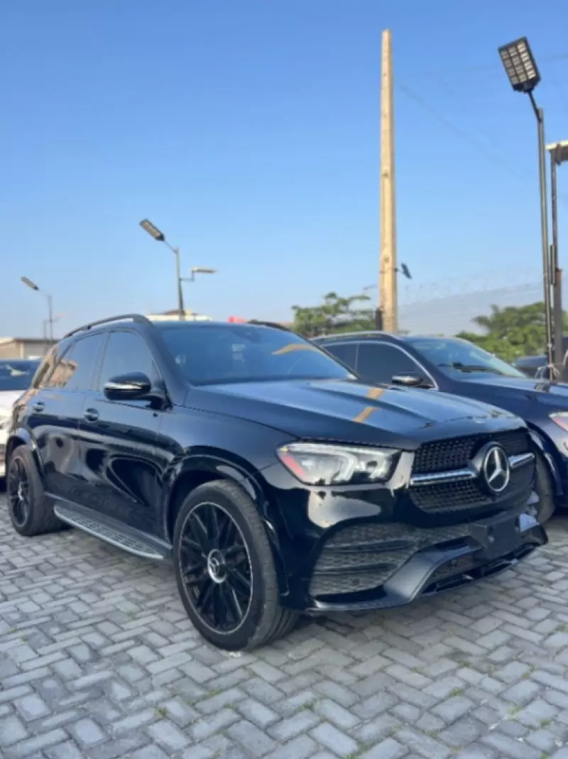 Mercedes-Benz GLE 450 - 2023