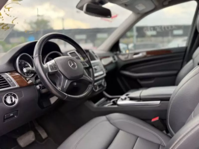 Mercedes-Benz ML 350   - 2013