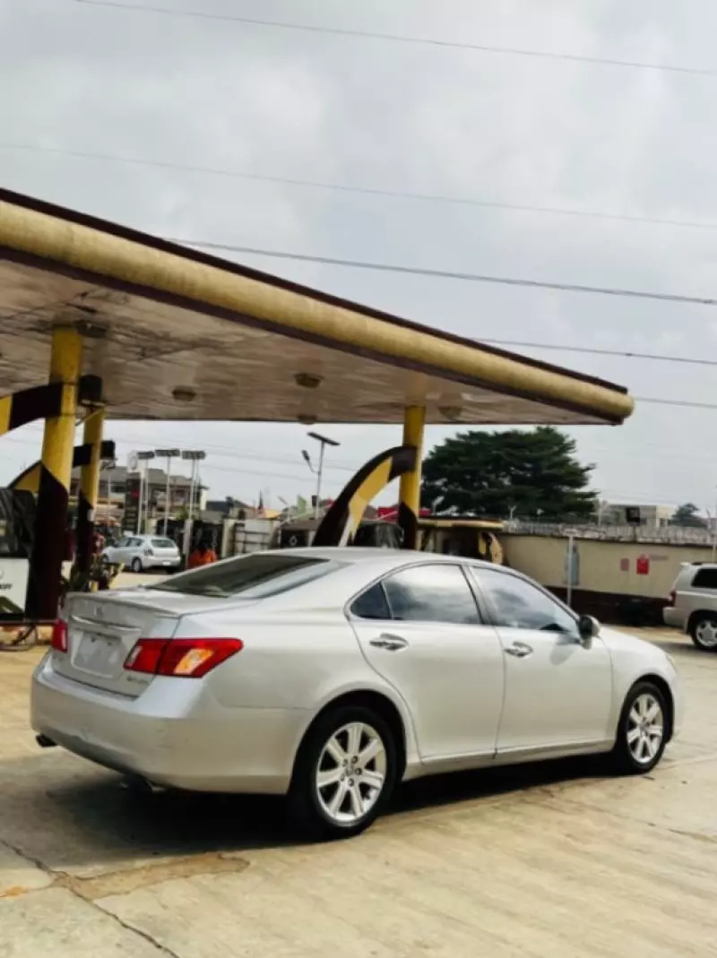Lexus ES 350   - 2008