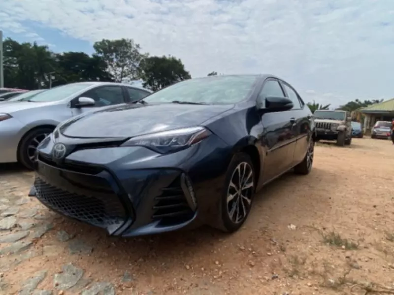 TOYOTA Corolla - 2018