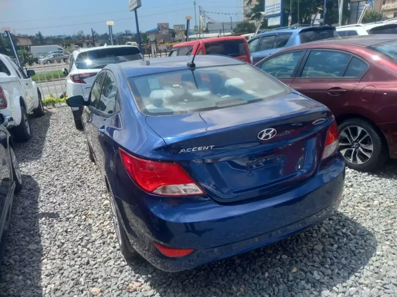 Hyundai Accent   - 2016