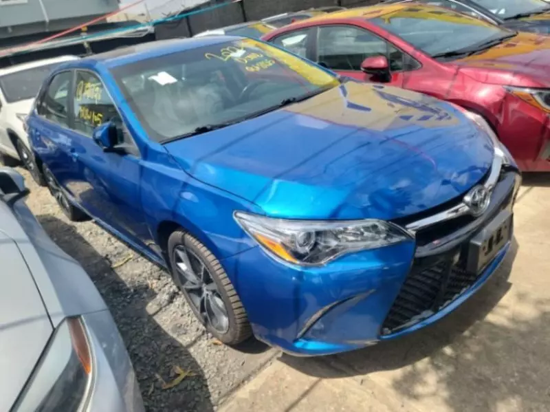 Toyota Camry   - 2017