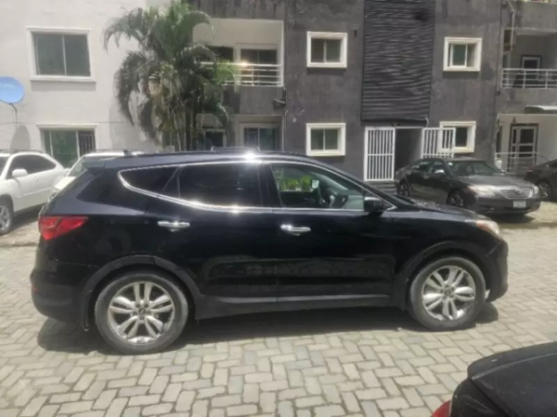 Hyundai Santa Fe Sport - 2014