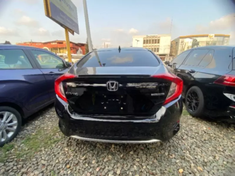 Honda Civic   - 2019