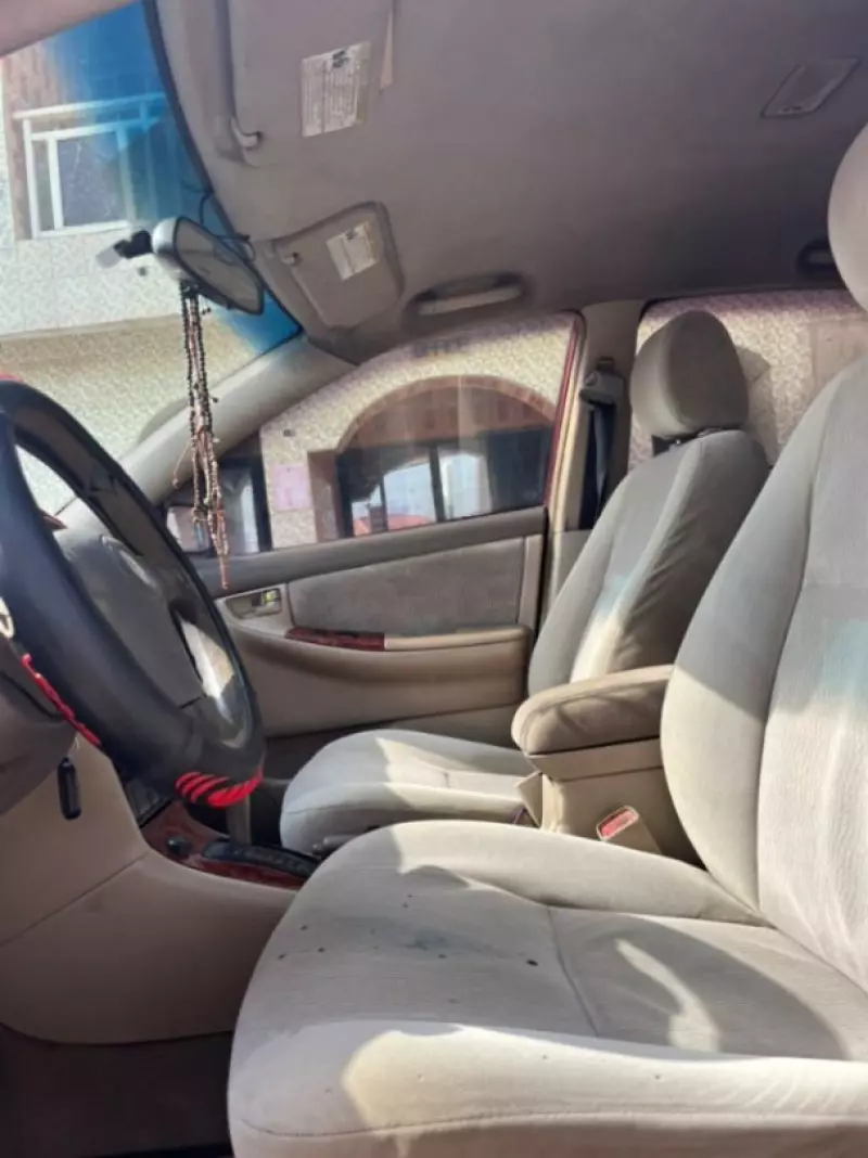 Toyota Corolla   - 2008
