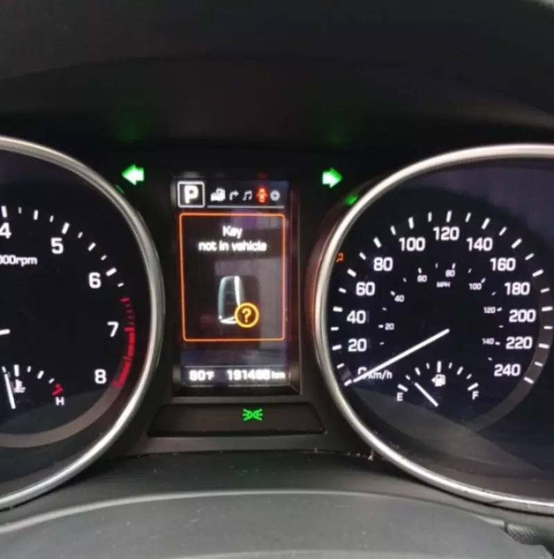Hyundai Santa Fe   - 2017