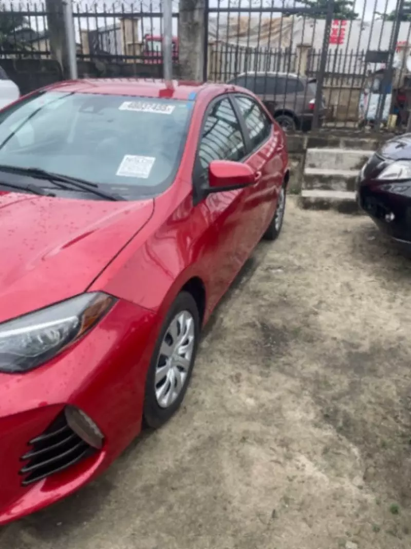 Toyota Corolla   - 2018