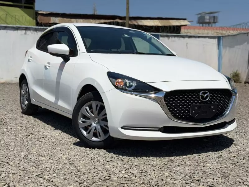Mazda 2   - 2019