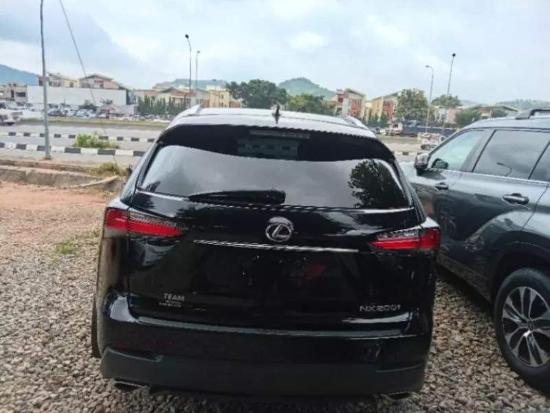 Lexus NX 200   - 2016
