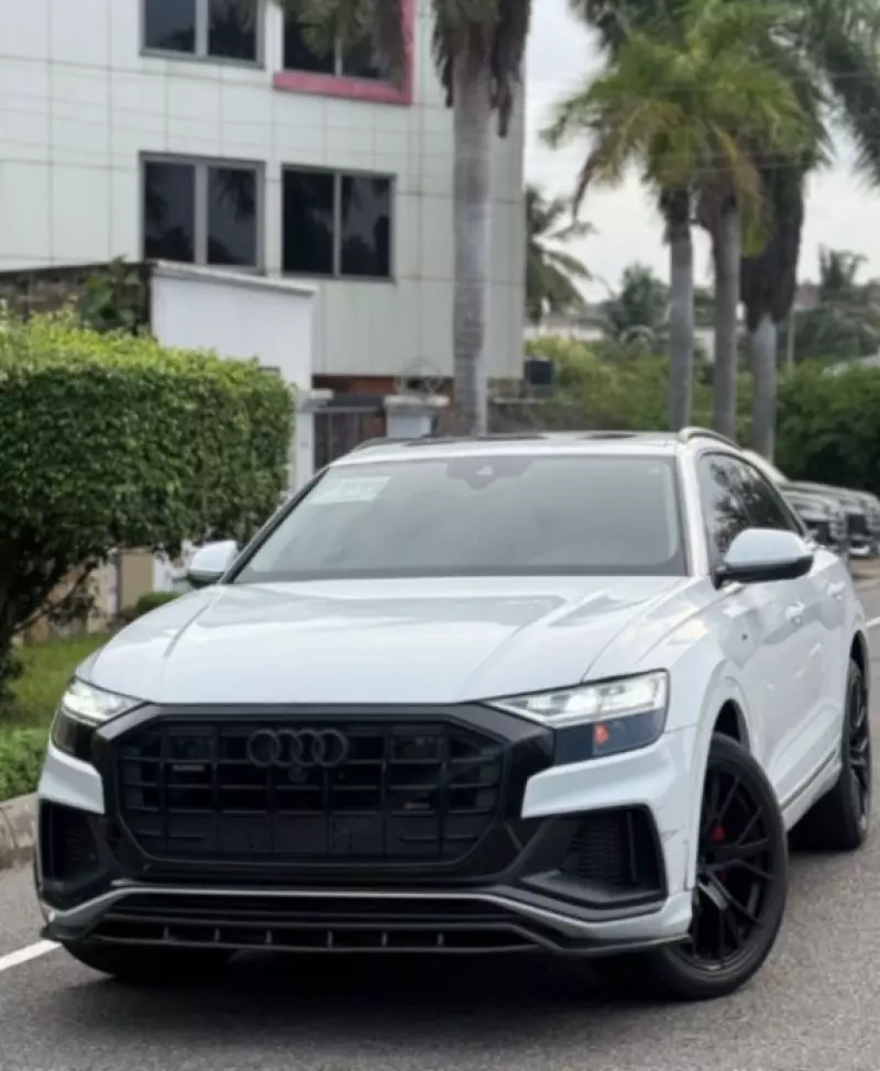 Audi Q8   - 2020