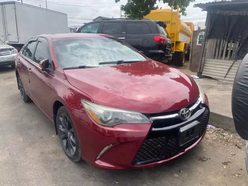 TOYOTA Camry   - 2015