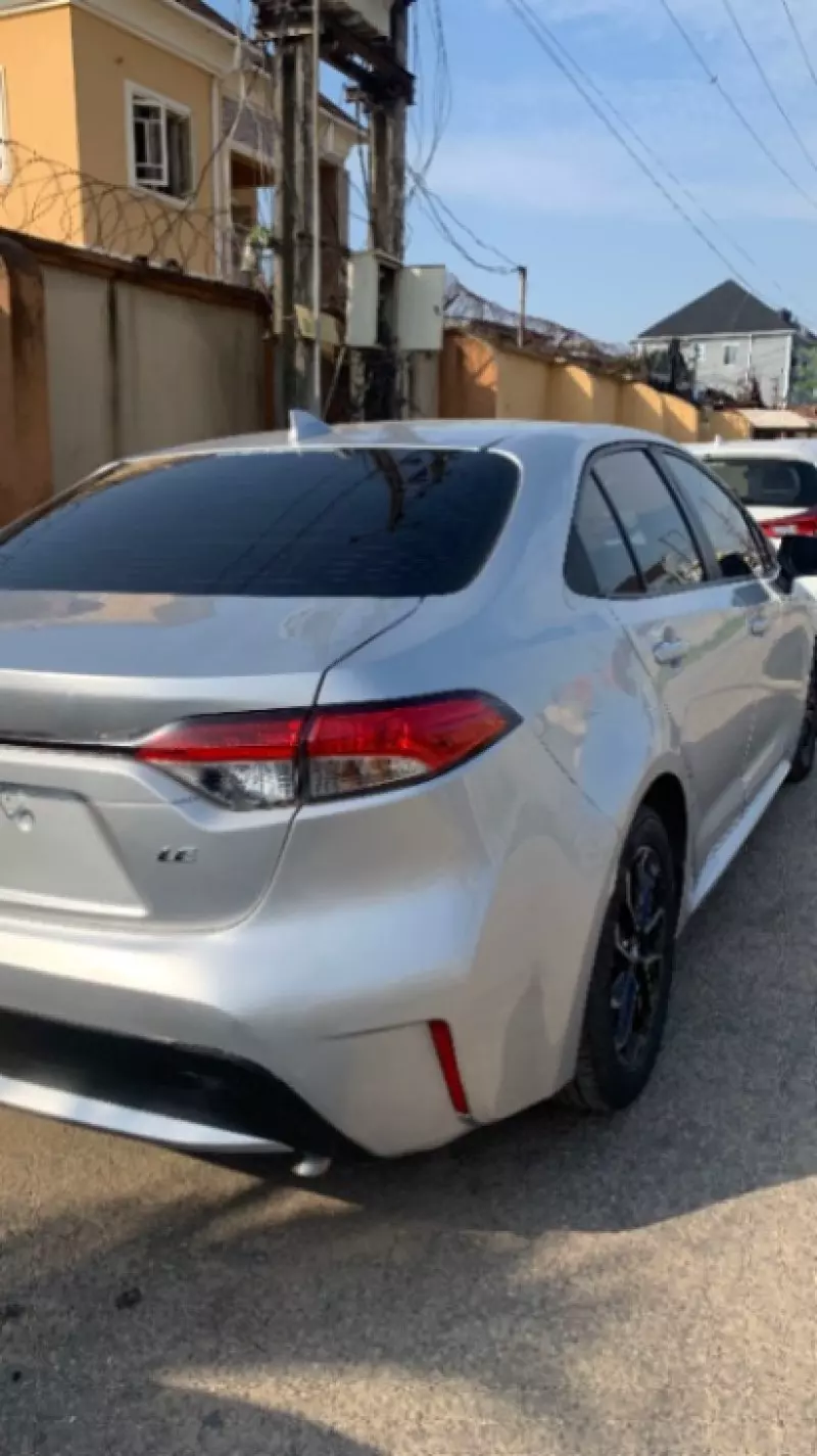 TOYOTA Corolla   - 2020