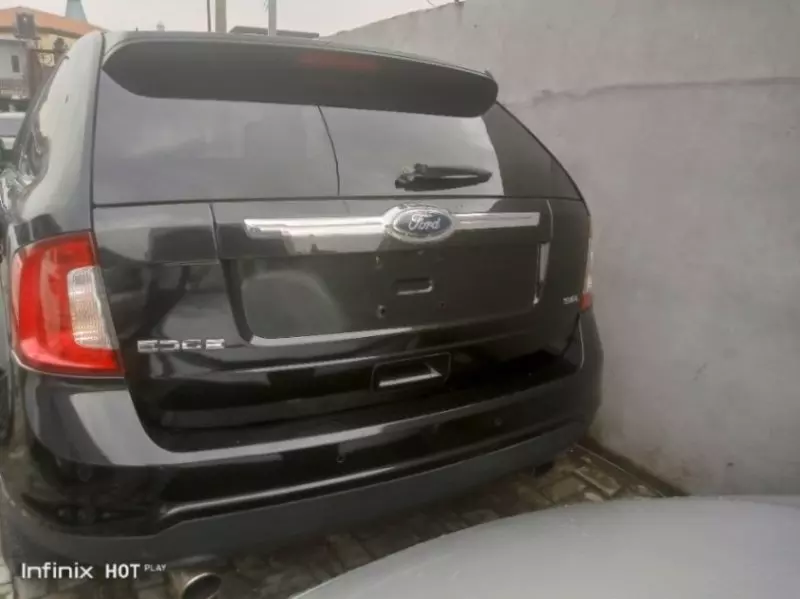 Ford Edge   - 2011