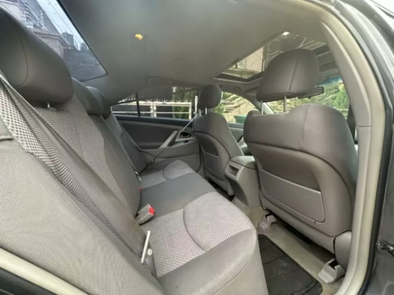 Toyota Camry - 2011
