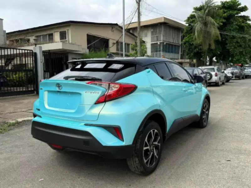Toyota C-HR   - 2020