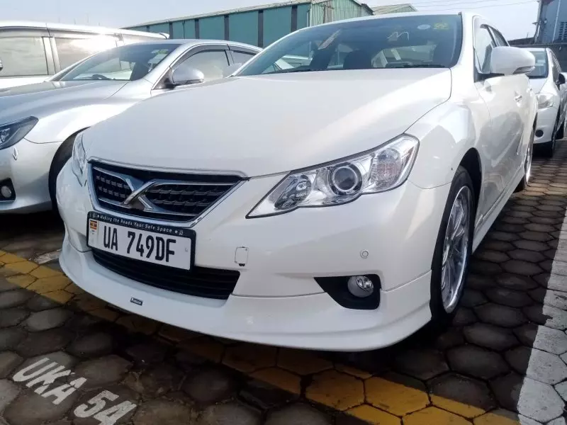 Toyota Mark X   - 2012