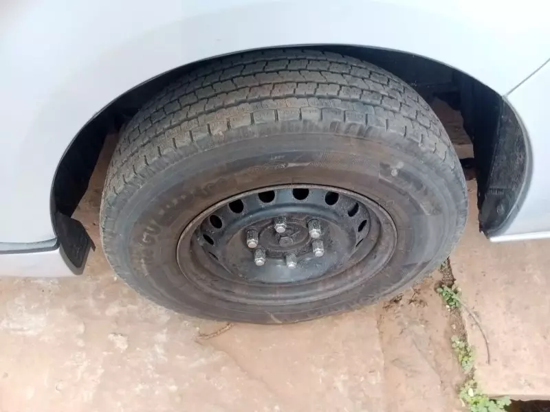 Toyota Hiace   - 2014