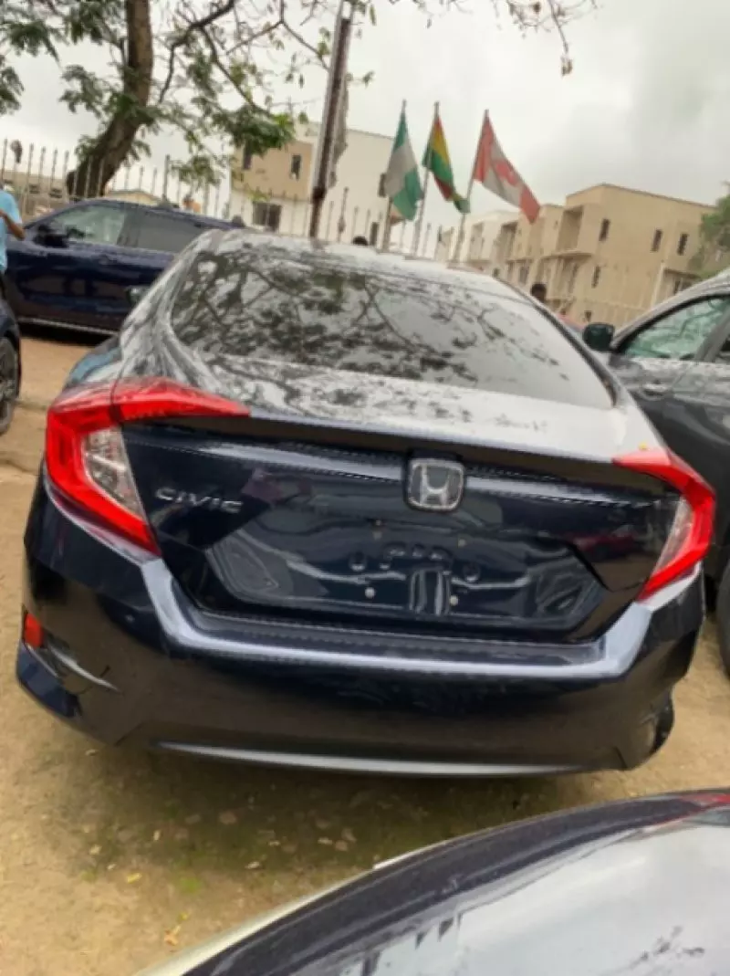 Honda Civic   - 2017