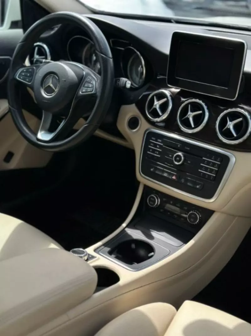 Mercedes-Benz GLA-Class - 2016