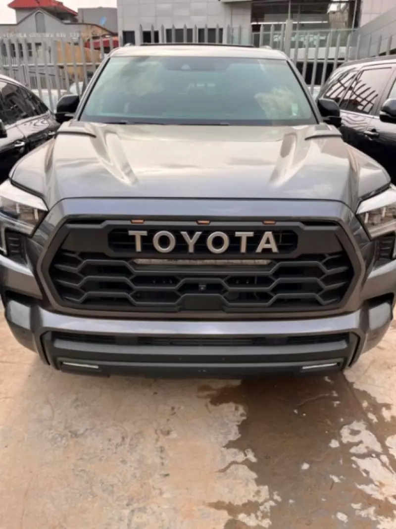 Toyota Sequoia   - 2024