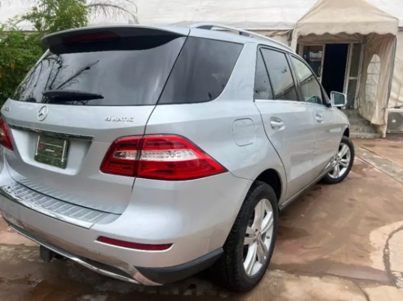 Mercedes-Benz ML-Class   - 2012