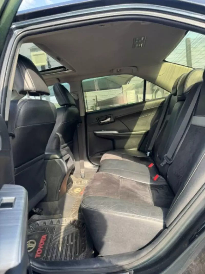 Toyota Camry   - 2013