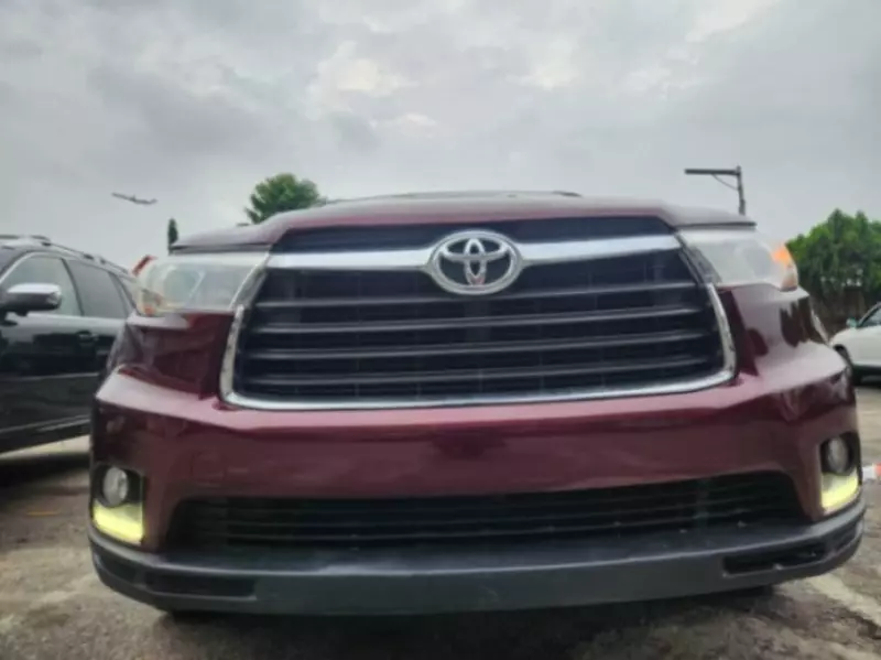 TOYOTA Highlander - 2016
