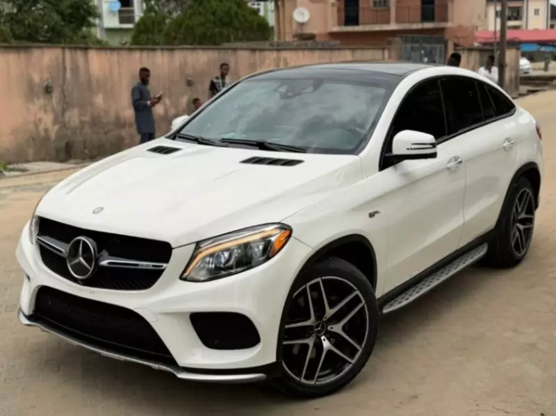 Mercedes-Benz GLE-Class   - 2017