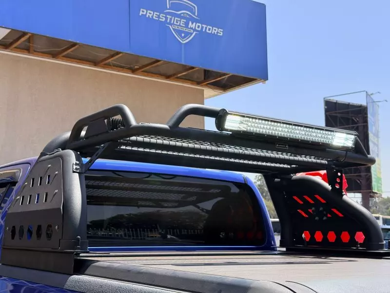 TOYOTA Hilux - 2019