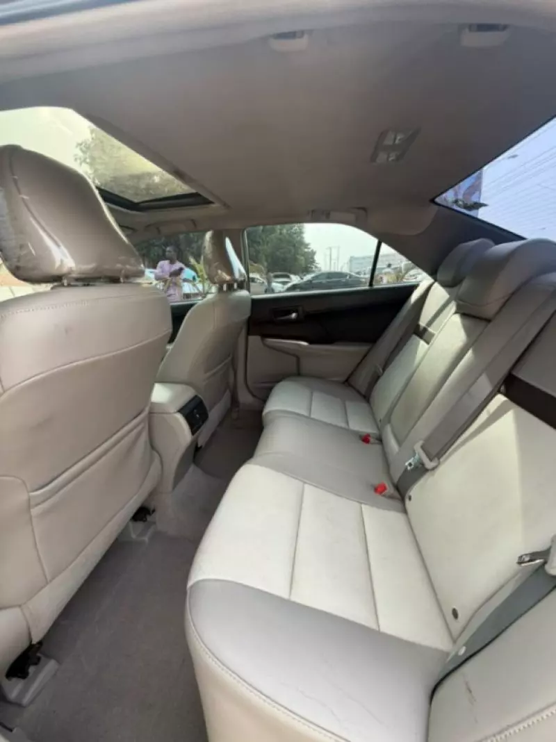 TOYOTA Camry - 2013