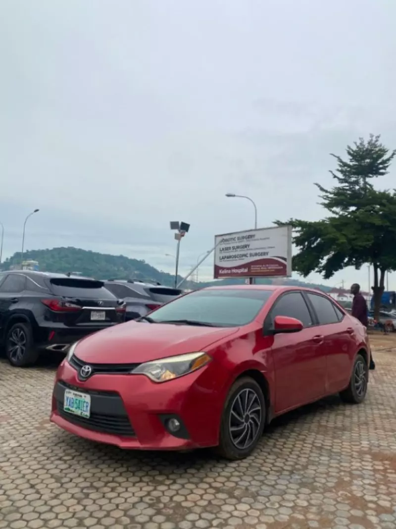 TOYOTA Corolla   - 2016