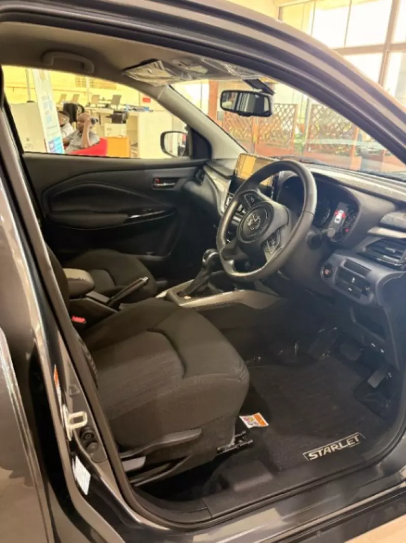 Toyota Starlet   - 2025