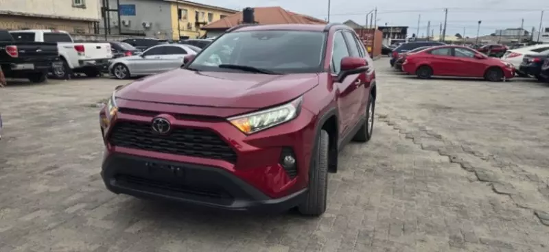 Toyota RAV4   - 2021