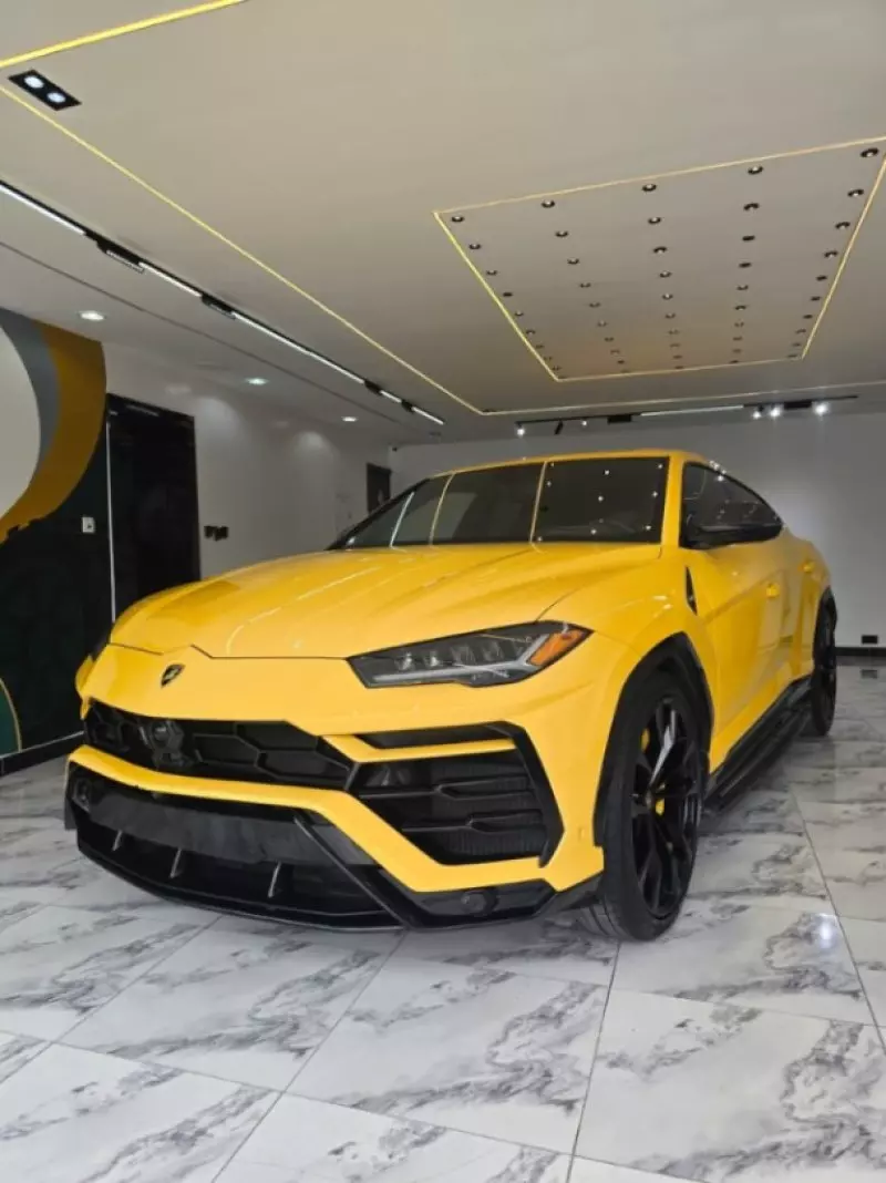 Lamborghini URUS - 2022