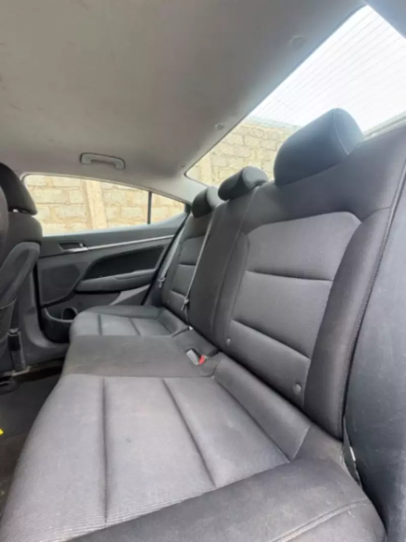 Hyundai Elantra   - 2018